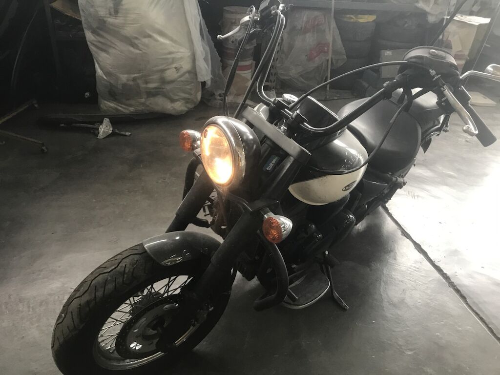Kawasaki VN 900 ID 475771