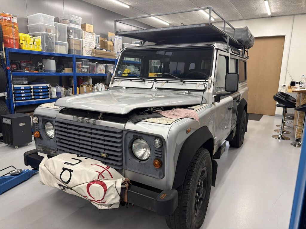 Land Rover Defender 110 2.5 Tdi St.Wagon ID 475780