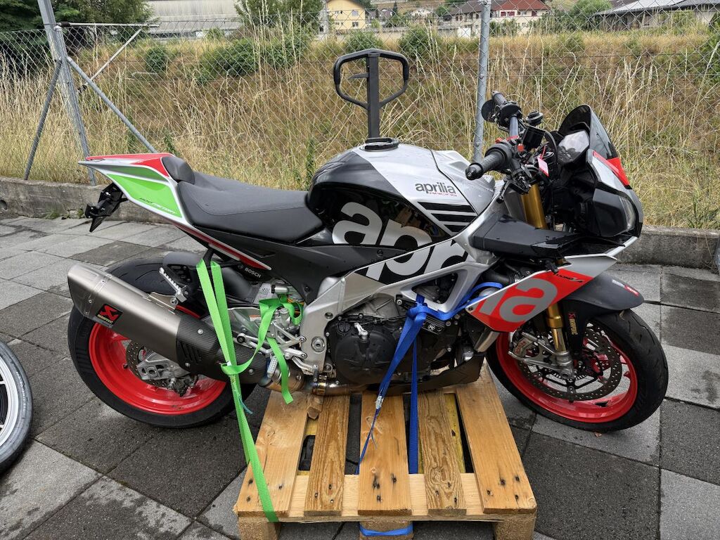 Aprilia Tuono 1100 V4 Factory ABS ID 475929