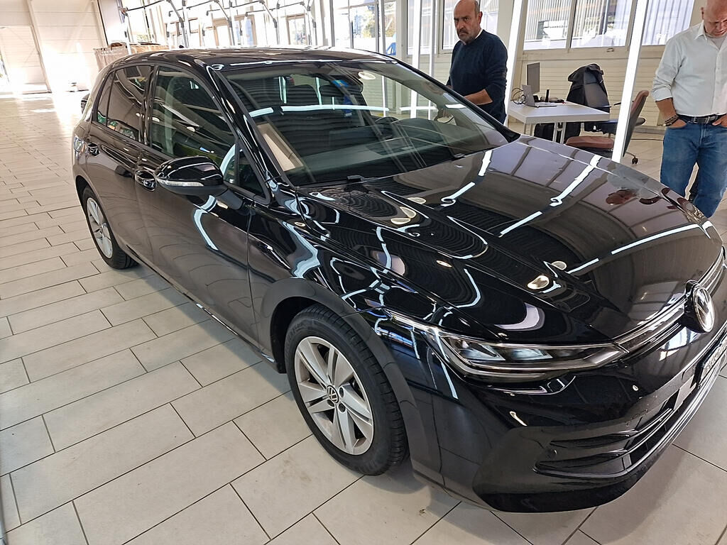 Volkswagen Golf VIII 1.5 eTSI Life DSG ID 483293