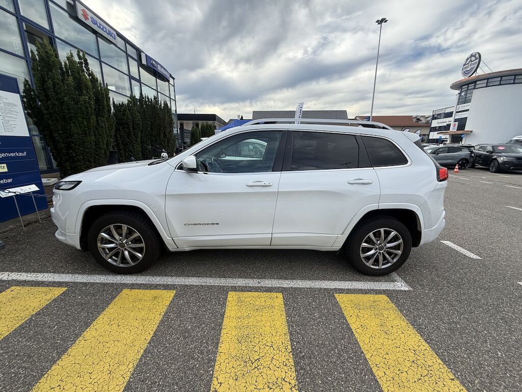 Jeep Cherokee ID 483356