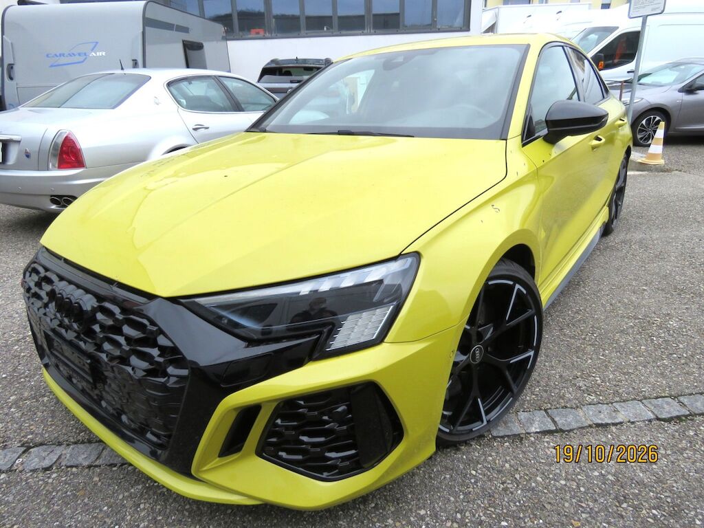 Audi RS3 Limousine 2.5 TFSI quattro S-Tronic ID 483358