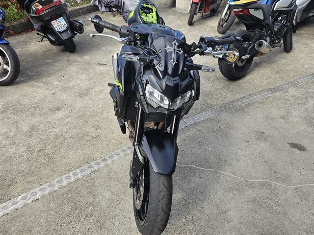 Kawasaki Z900 ID 483450