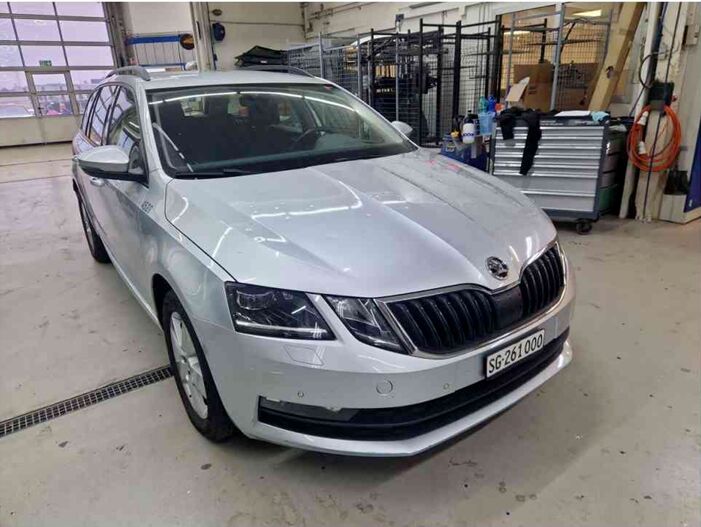 SKODA OCTAVIA 2.0TDI AMB. 4X4 ID 483454