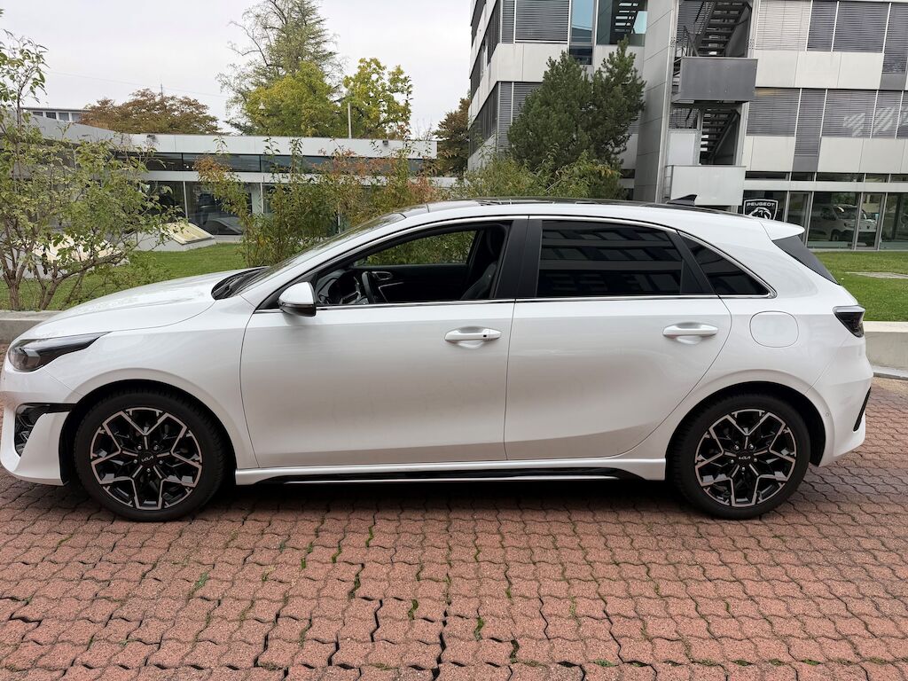 Kia Cee'd ID 483534