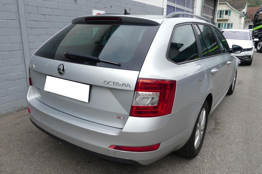 Skoda Octavia Combi 2.0 TDI 184 Style 4x4 DSG ID 483536