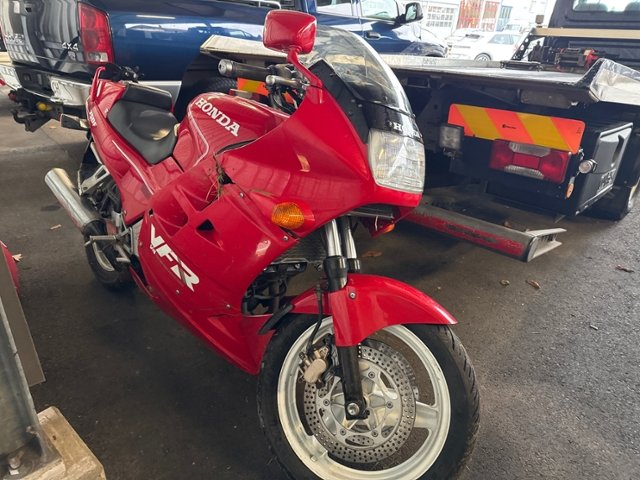 Honda VFR 750 F J/K (34447 km)