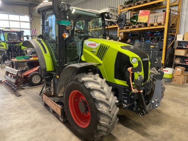 Claas Arion (216 h)