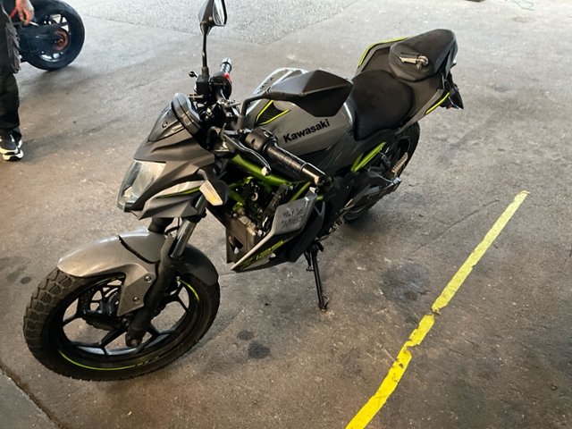 Kawasaki Z 125 (9054 km)