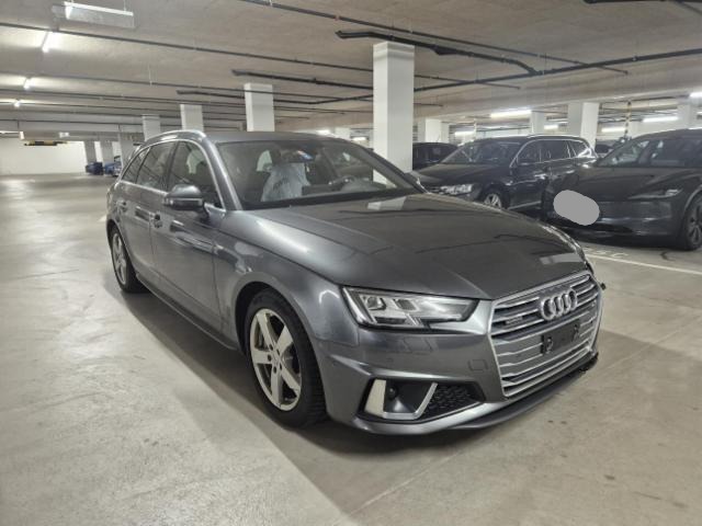 Audi A4 Avant (136720 km)