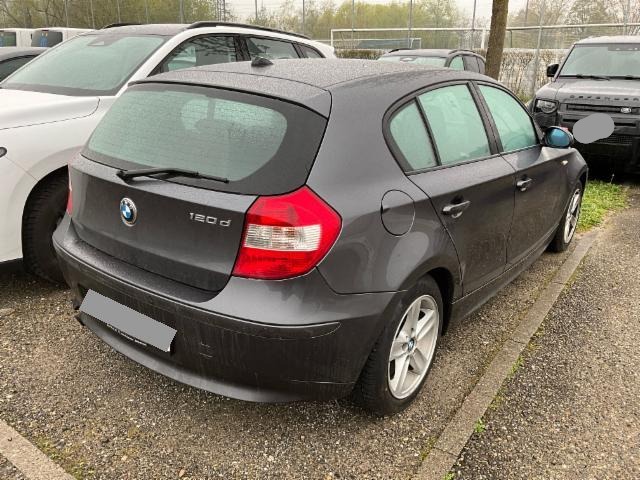 BMW 1er Reihe E87 (243522 km)
