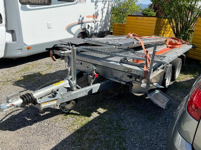 Humbaur HTK (99999999 km)