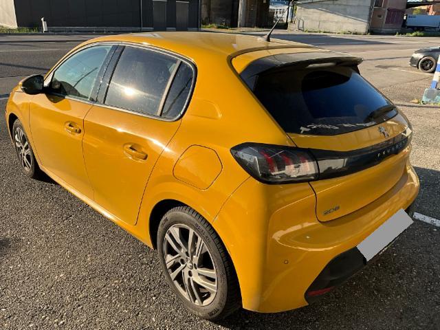 Peugeot 208 (166650 km)