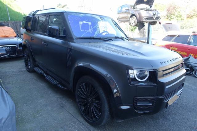 Land Rover Defender (135990 km)
