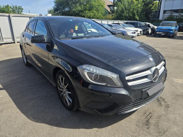 Mercedes-Benz A-Klasse W176 (146528 km)