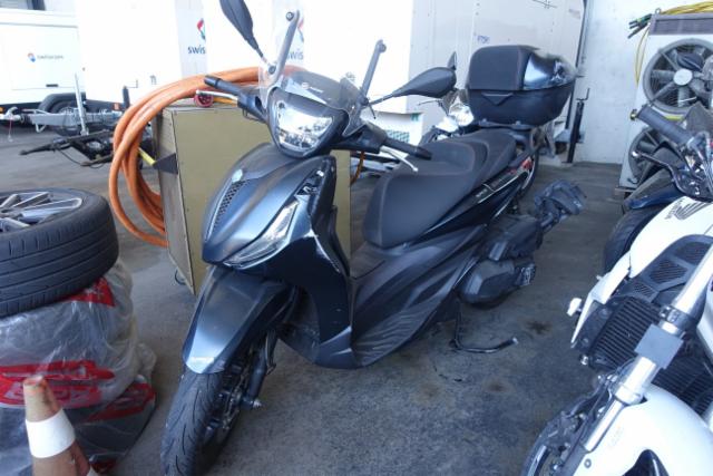 Antriebsart Beverly 400 Sport (Standort)