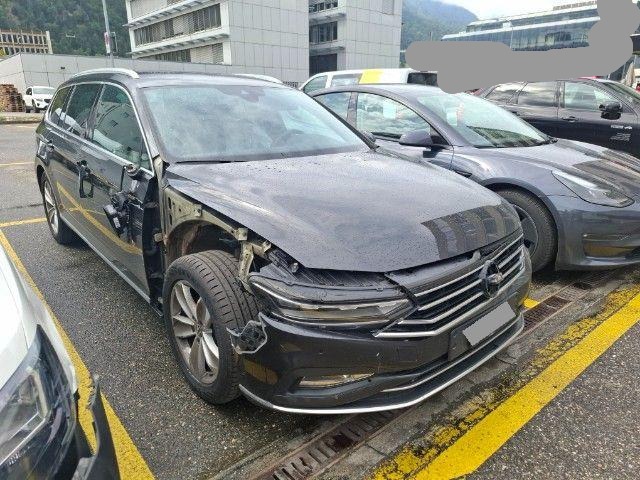 VW Passat Variant (174695 km)