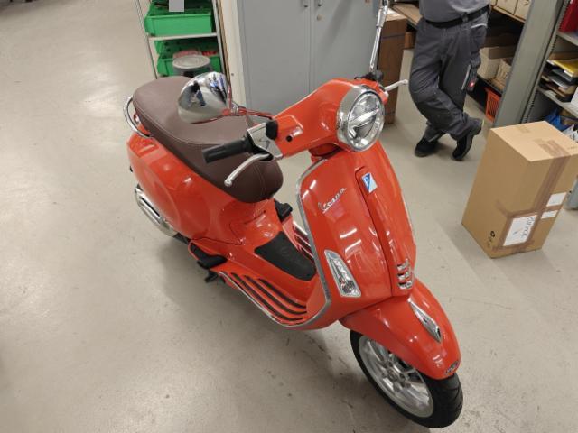 Piaggio Vespa 125 Primavera 3V (3399 km)