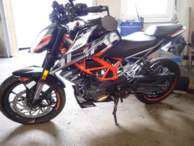 KTM 125 Duke (21900 km)