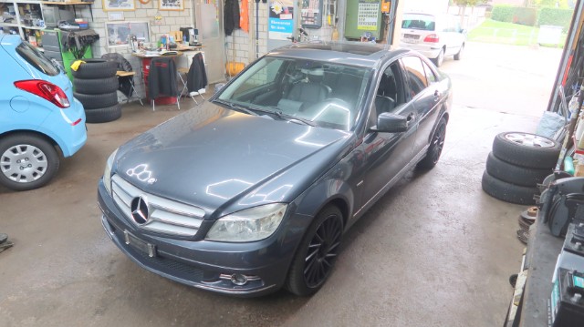Mercedes-Benz C (238115 km)