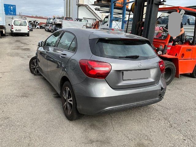 Mercedes-Benz A 180 EDITION (71984 km)