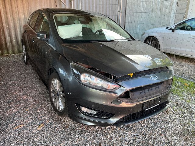 Ford Focus 1.0 SCTi (296682 km)