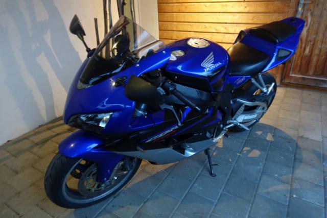 Honda CBR 1000 RR Fireblade 4 (56871 km)