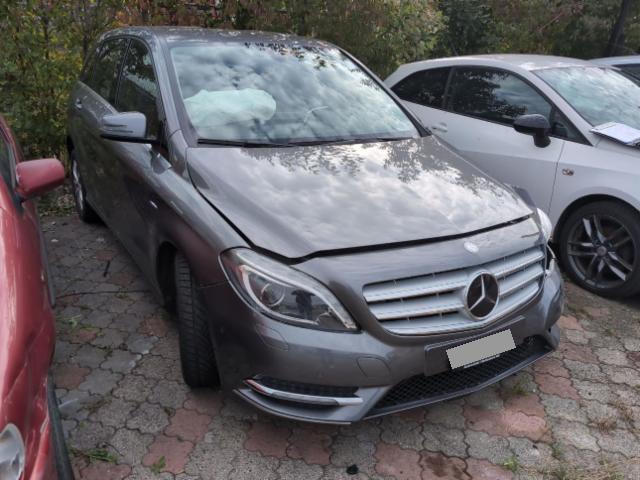 Mercedes-Benz B200 (139118 km)